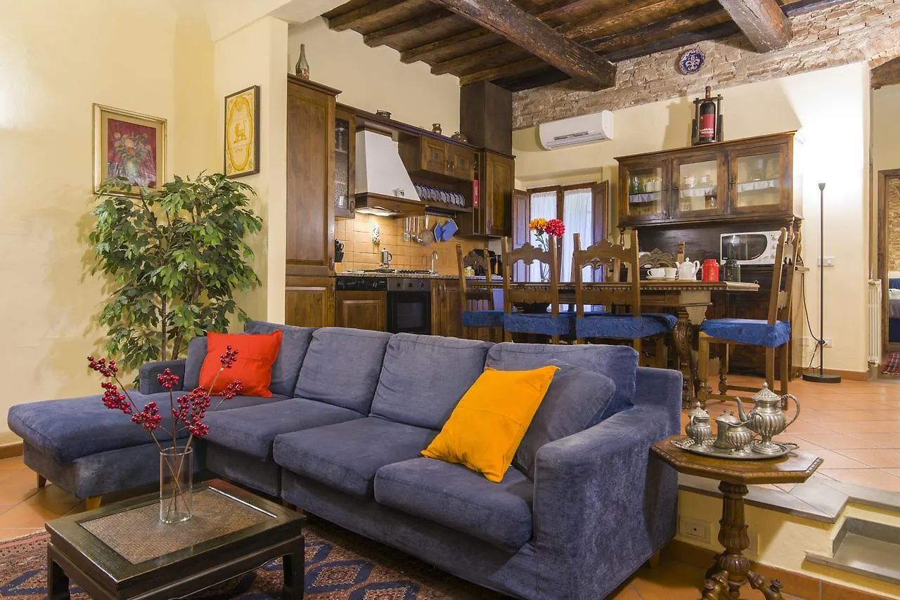 Florence Ariento Romantic Apartment