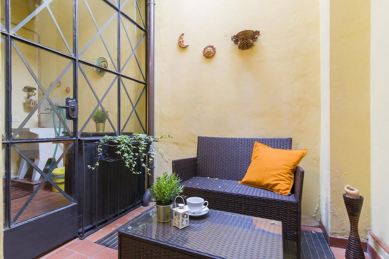 Florence Ariento Romantic Apartment Италия